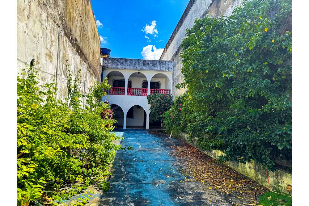 Casa no Centro - A localização central permite fácil acesso a todos os pontos de interesse de Manaus.