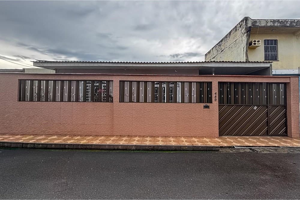 VENDO CASA NO CONJUNTO AJURICABA